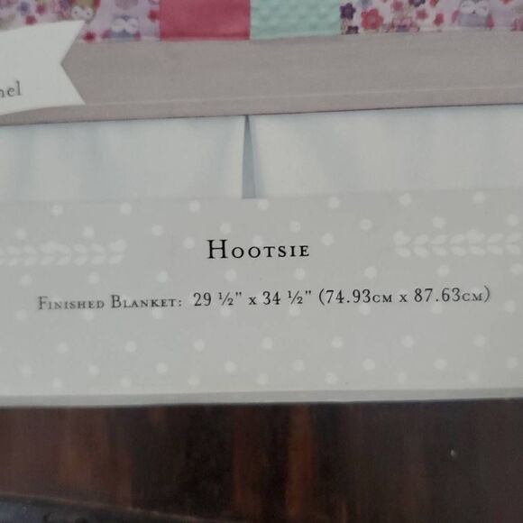 NIP LITTLE FEET BOUTIQUE BLANKET - Picture 8 of 8